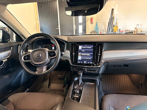 Volvo V90 11 of 12