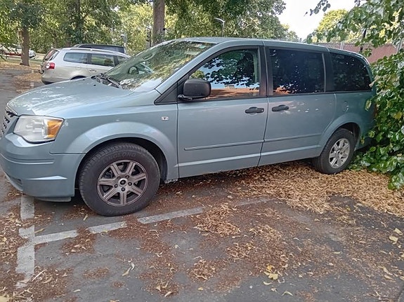 Chrysler Grand Voyager 3 of 3