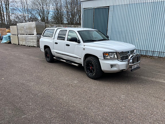 Dodge Dakota 4 of 15