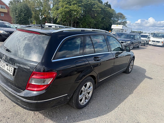 Mercedes-Benz C180 6 of 7