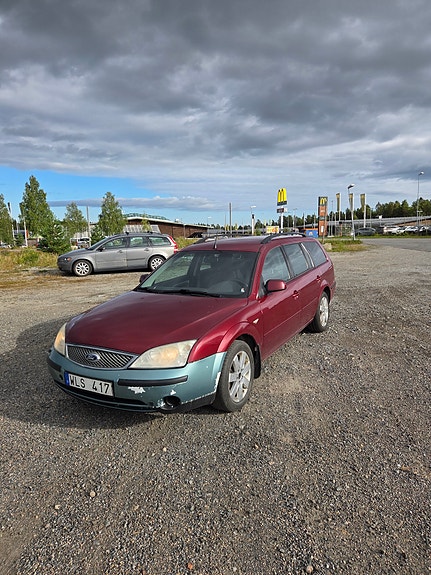 Ford Mondeo 5 of 12