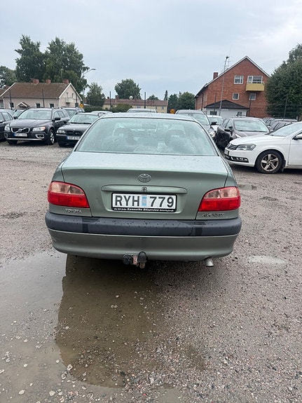 Toyota Avensis 5 of 6