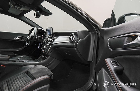 Mercedes-Benz CLA200 9 of 18