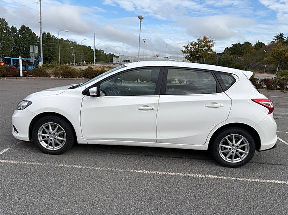 Nissan Pulsar 2 of 7