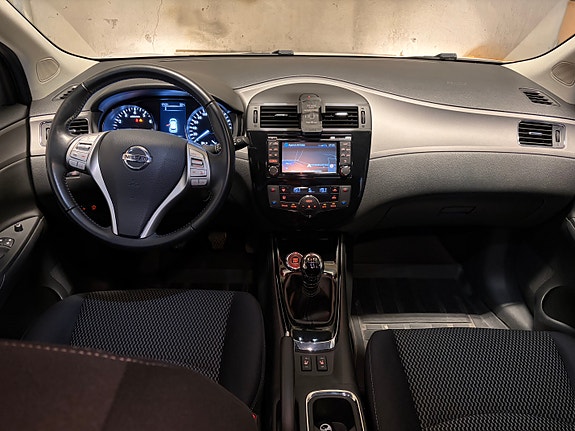 Nissan Pulsar 4 of 7