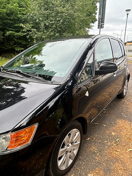 Mitsubishi Colt 3 of 6