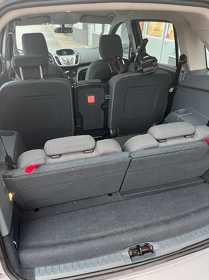 Ford Grand C-MAX 10 of 12