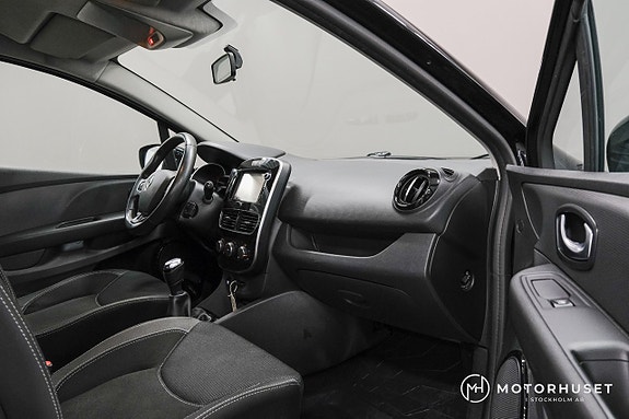 Renault Clio 9 of 18
