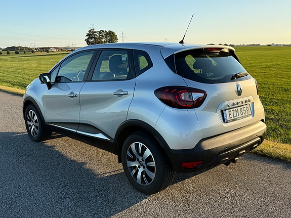 Renault Captur 4 of 12