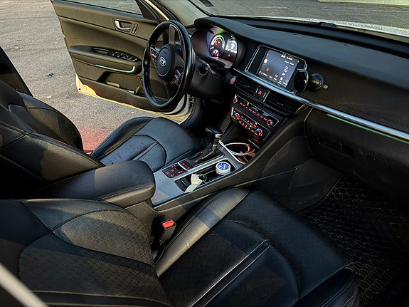 Kia Optima 9 of 11