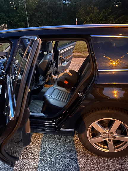 Volkswagen Passat 15 of 23