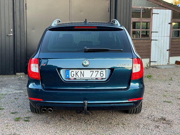 Skoda Superb 5 of 18