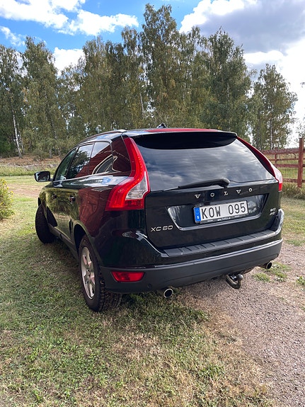 Volvo XC60 5 of 13