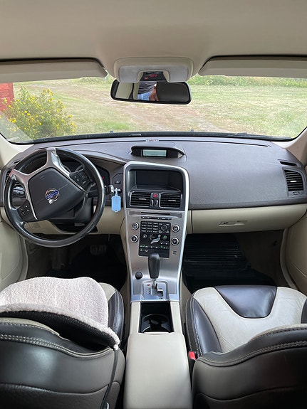 Volvo XC60 4 of 13