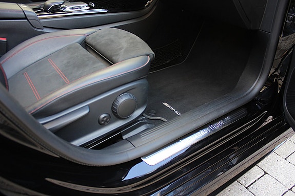 Mercedes-Benz CLA200 d 25 of 30