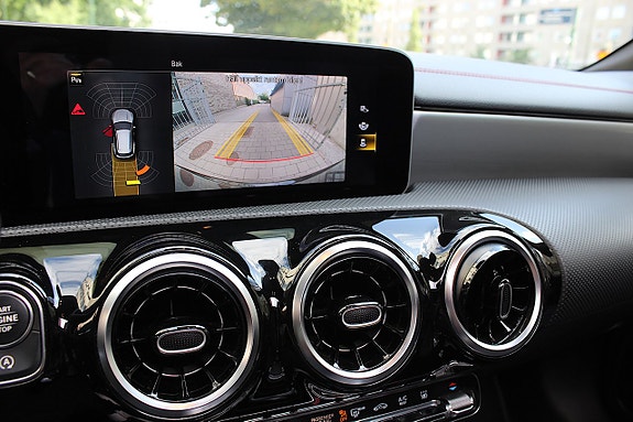 Mercedes-Benz CLA200 d 7 of 30