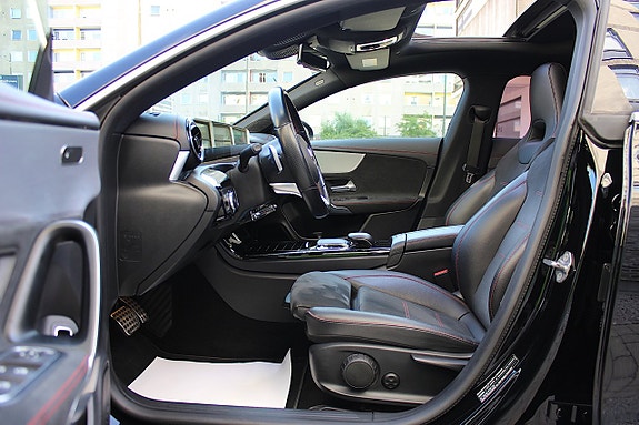 Mercedes-Benz CLA200 d 19 of 30