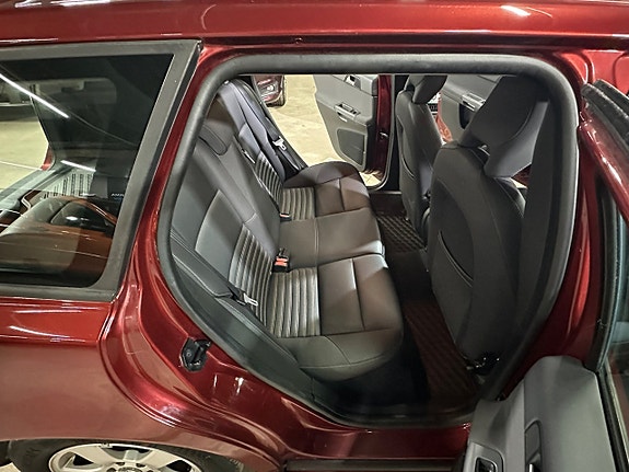Volvo V50 12 of 26