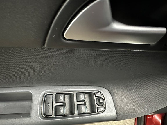 Volvo V50 19 of 26