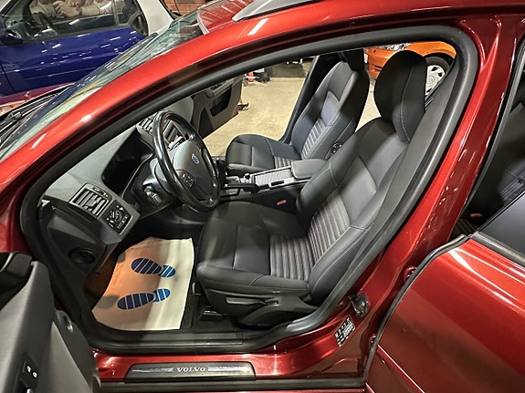 Volvo V50 9 of 26