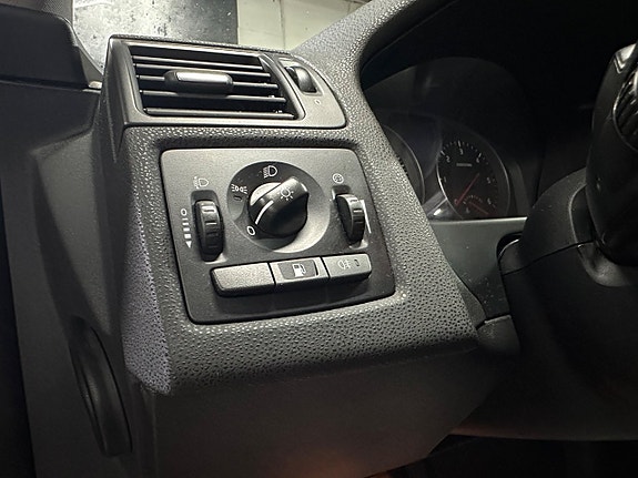 Volvo V50 18 of 26