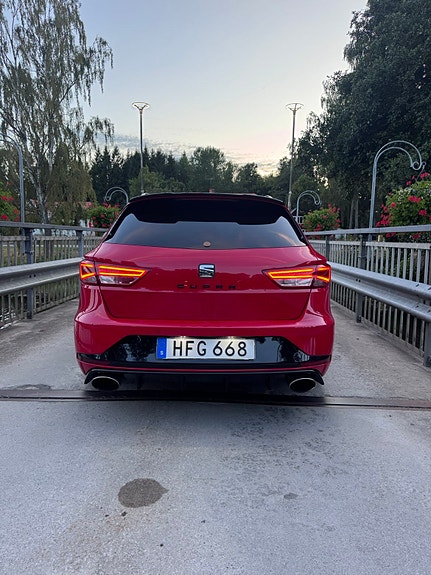 Seat Leon 4 of 11