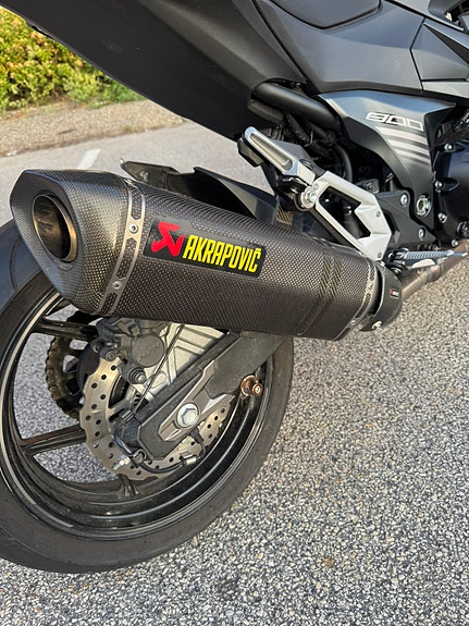 Kawasaki Z800e 5 of 6