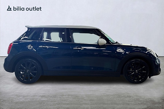 MINI Cooper S 5 of 22