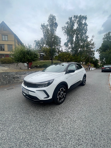 Opel Grandland X 2 of 22