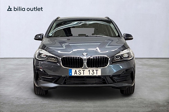 BMW 225xe 3 of 29