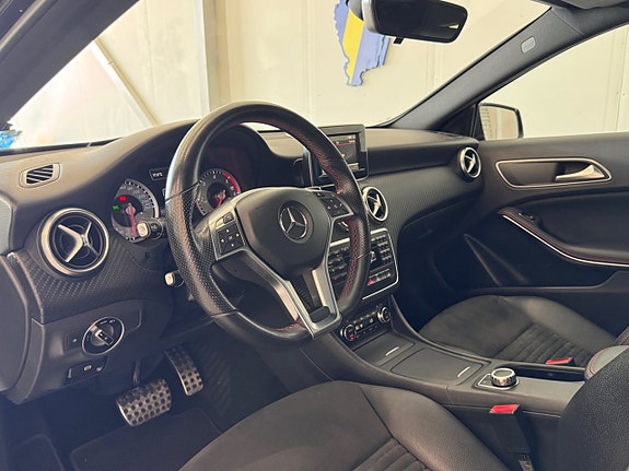 Mercedes-Benz A220 11 of 27