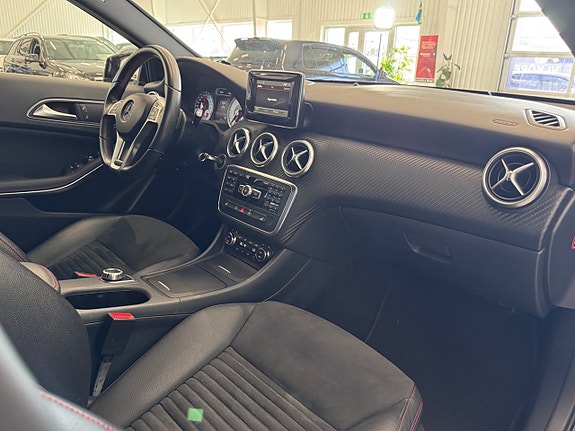 Mercedes-Benz A220 12 of 27