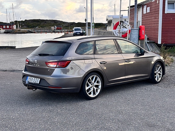 Seat Leon 2 of 8
