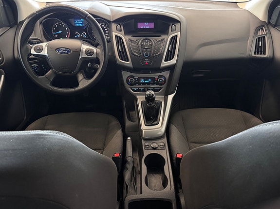Ford Focus 18 of 26