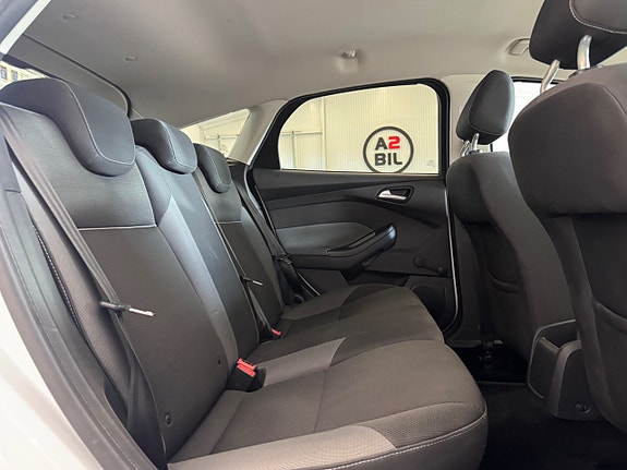 Ford Focus 17 of 26