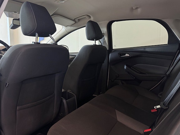 Ford Focus 14 of 26