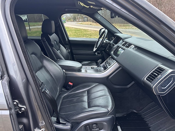Land Rover Range Rover Sport 5 of 10