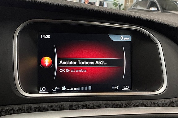 Volvo V40 19 of 23