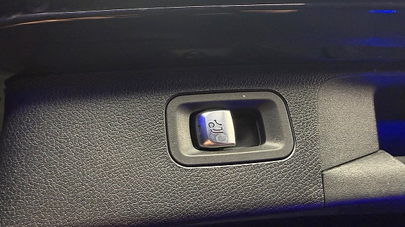 Mercedes-Benz E450 16 of 30