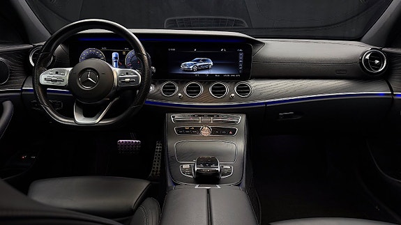 Mercedes-Benz E450 18 of 30