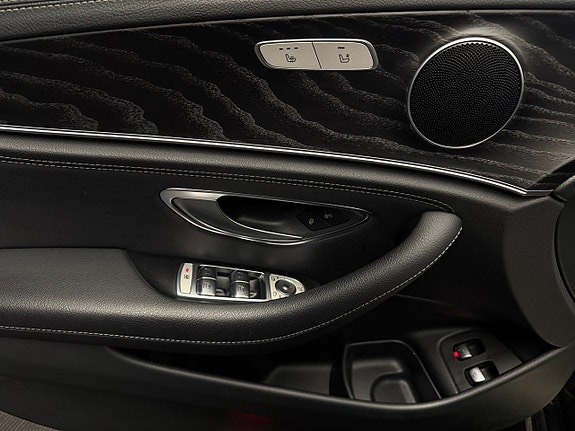 Mercedes-Benz E450 20 of 30