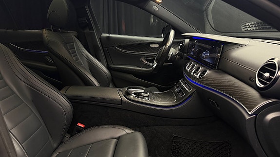Mercedes-Benz E450 19 of 30
