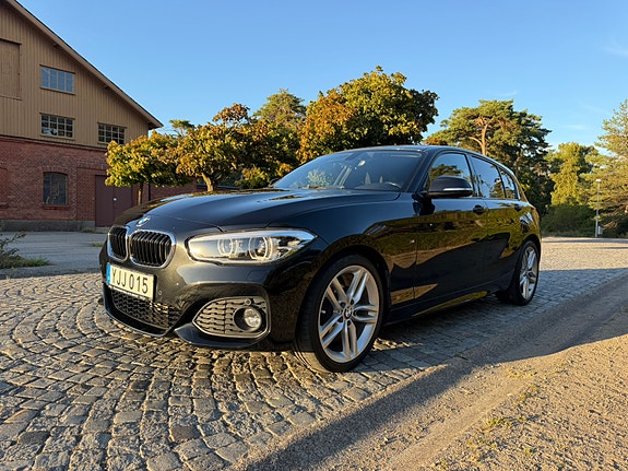 BMW 118d 7 of 17