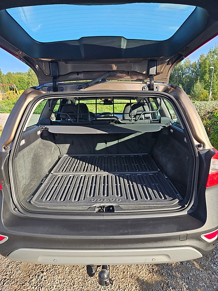 Volvo XC70 5 of 8