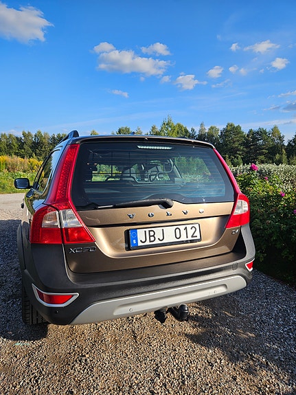 Volvo XC70 8 of 8