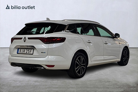 Renault Megane E-Tech 6 of 23