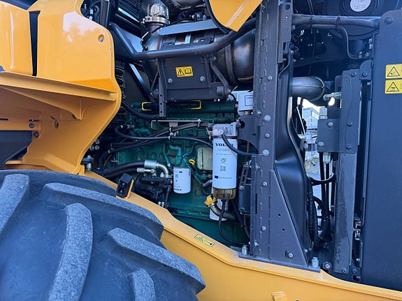 Lastmaskin Volvo L60H Sv-Såld Skevfäste Twinhjul Lockup 7 of 9