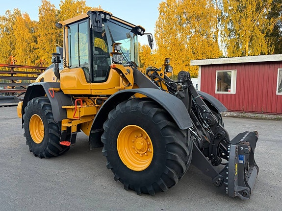 Lastmaskin Volvo L60H Sv-Såld Skevfäste Twinhjul Lockup 2 of 9