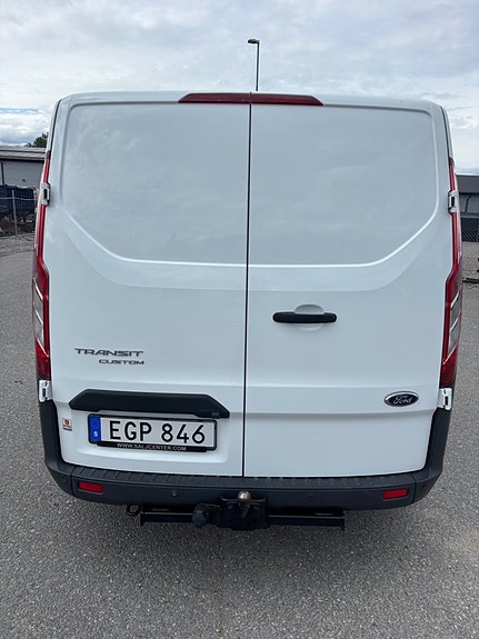 Ford Transit Custom 7 of 16