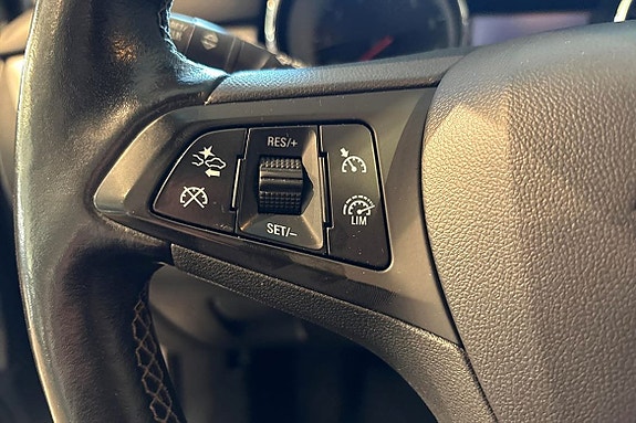 Opel Astra 13 of 17